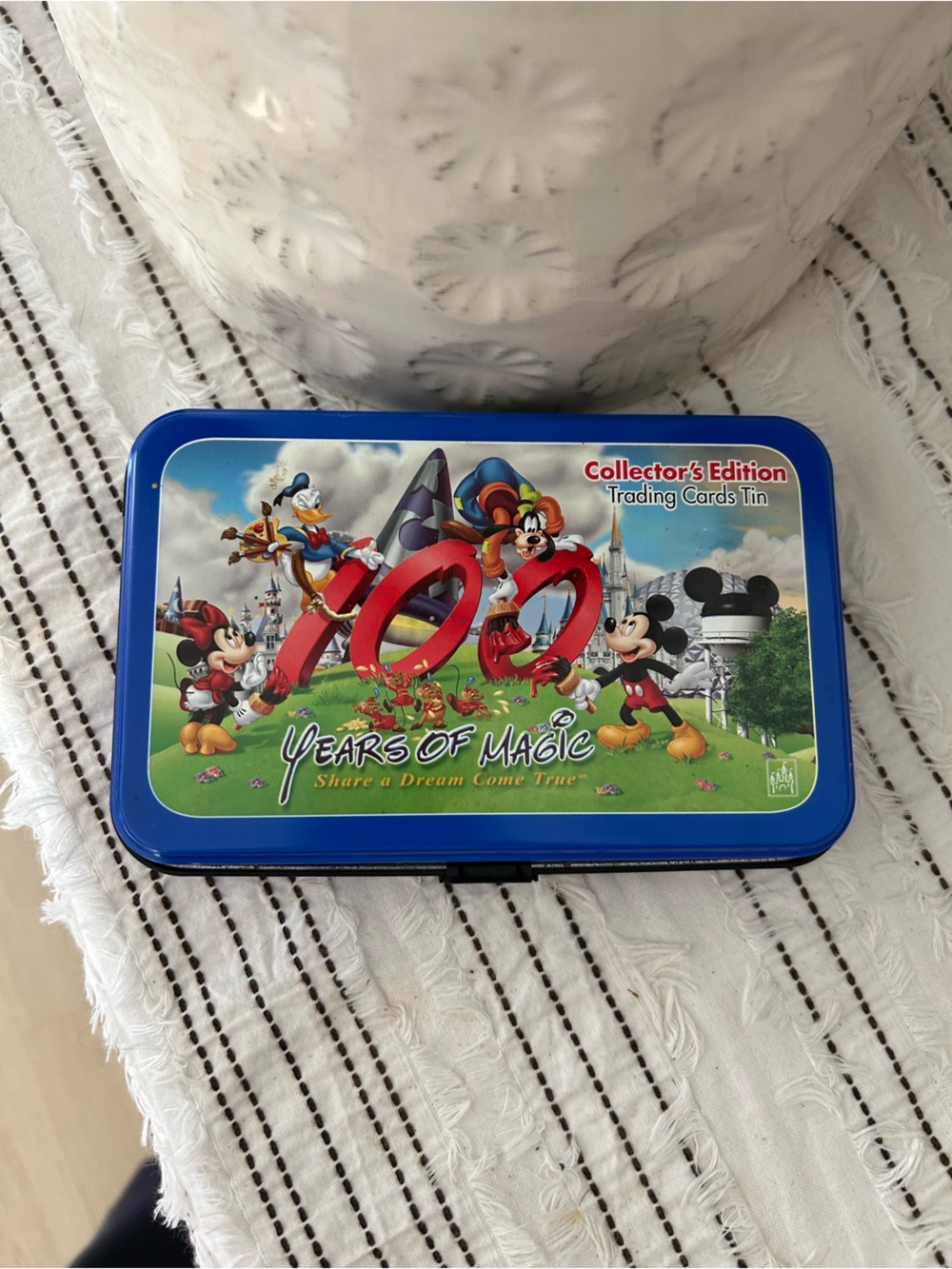 Disney 100 Years of Magic Collector's Edition Trading Cards Tin